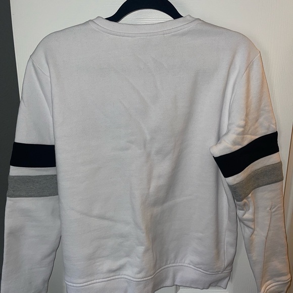 FILA Sweatshirt - Picture 2 of 4